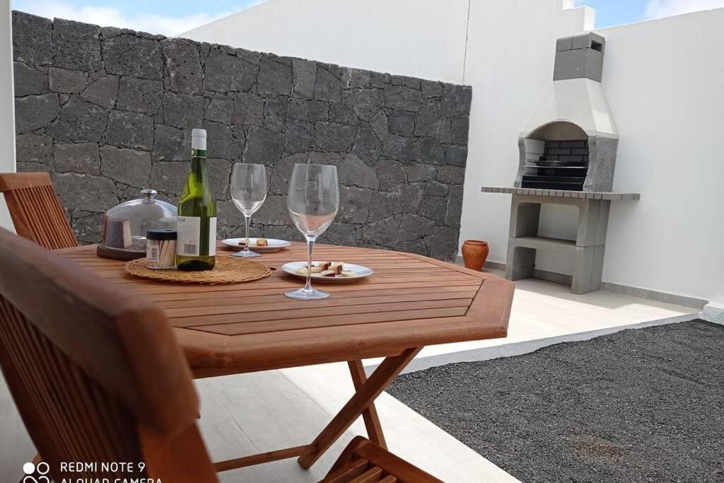 Precioso Apartamento Con Terraza En Teguise Lägenhet Teguise  Exteriör bild