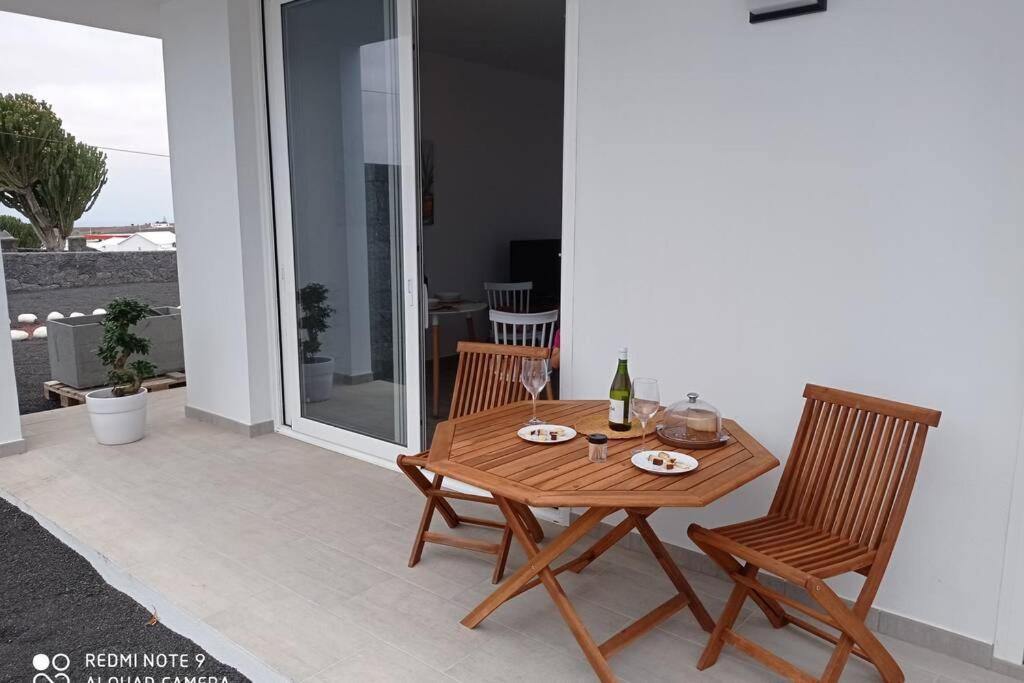 Precioso Apartamento Con Terraza En Teguise Lägenhet Teguise  Exteriör bild