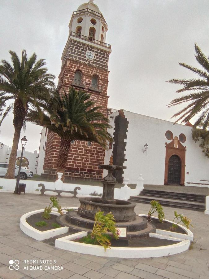 Precioso Apartamento Con Terraza En Teguise Lägenhet Teguise  Exteriör bild