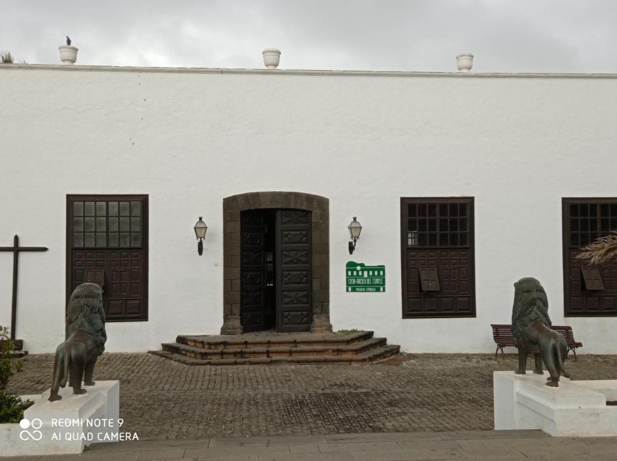 Precioso Apartamento Con Terraza En Teguise Lägenhet Teguise  Exteriör bild